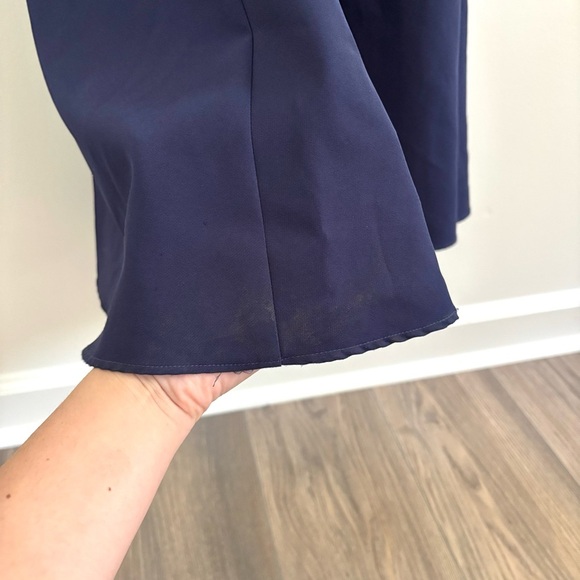 Revelry Fallon Crepe Dress In Navy Sz 6 - Picture 9 of 11